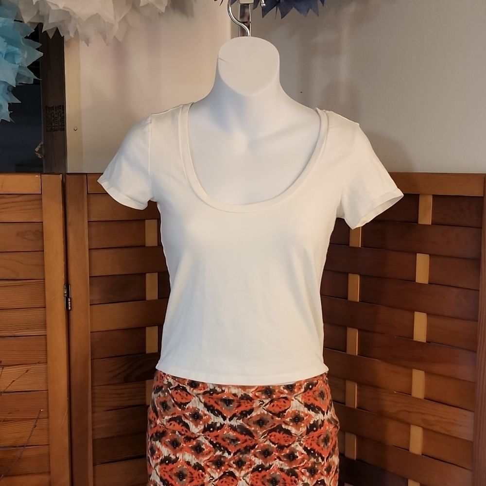 Forever 21 brand NWOT layering crop top